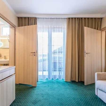 Cannes Bed & Breakfast