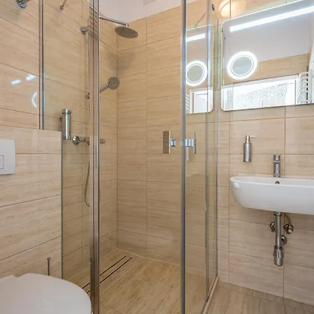 Bed & Breakfast Cannes 3*