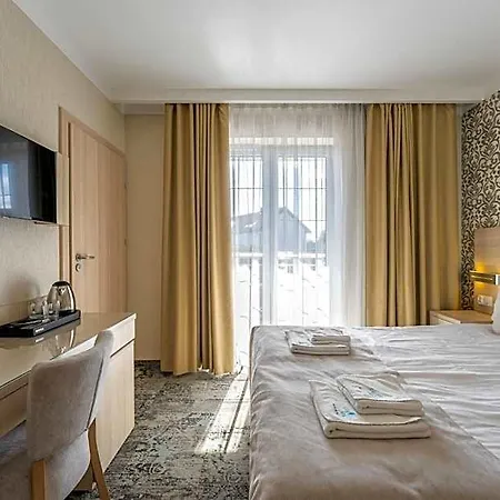 Cannes Bed and Breakfast 3*