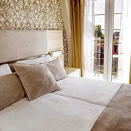 Bed and Breakfast Cannes 3*